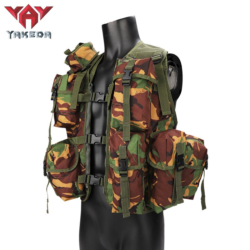Chalecos de camuflaje militar personalizados Chaleco de malla transpirable con bolsas